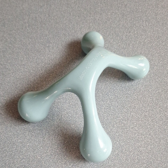 Bath & Body Works Other - 🎁Bath & Body Works Aqua Handheld Massager FREE with Bundle Purchase!